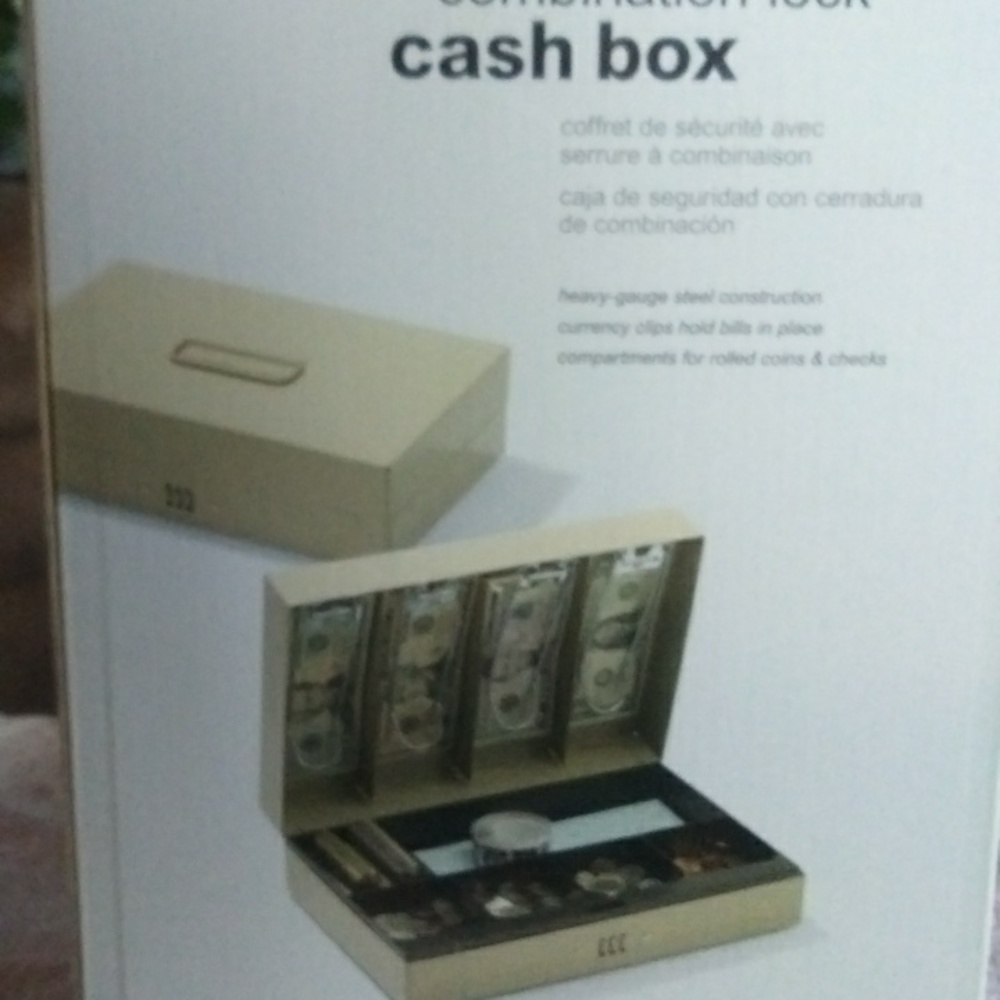 Cash box